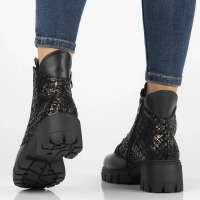 Leather ankle boots Filippo DBT6356/24 BK MLT black