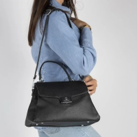Black handbag lumière