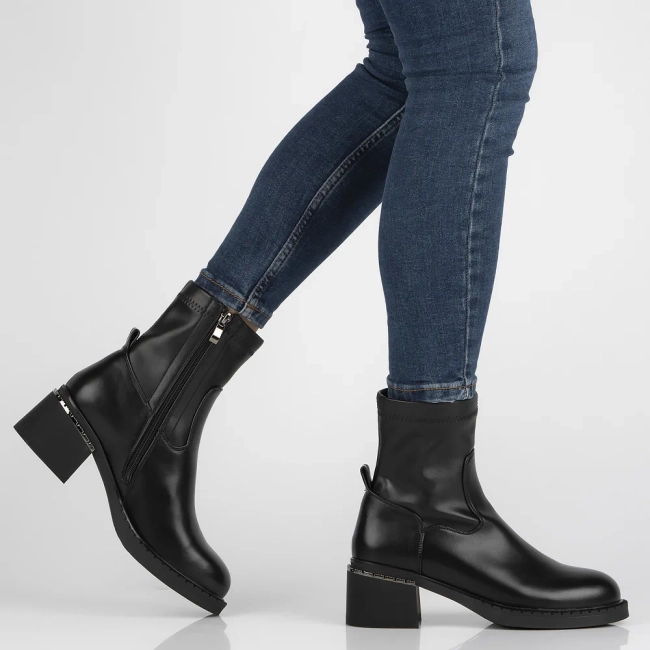 Botki na obcasie Filippo DBT4902/23 BK czarne