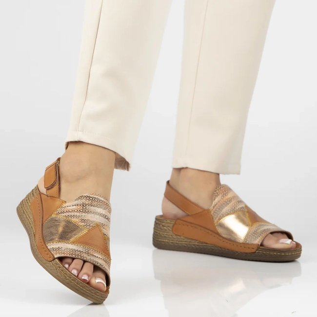 Leather sandals Maciejka L7067-29/00-1 red