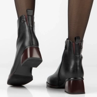 Leather heeled ankle boots Filippo DBT8122/26 BK BG black