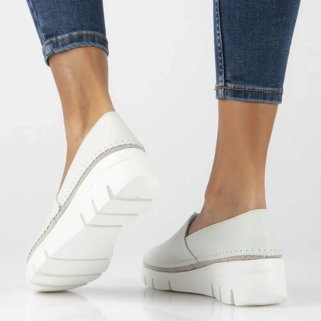 Leather shoes Filippo DP6161/25 WH white