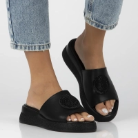 Skórzane klapki Filippo DK6987/25 BK czarne