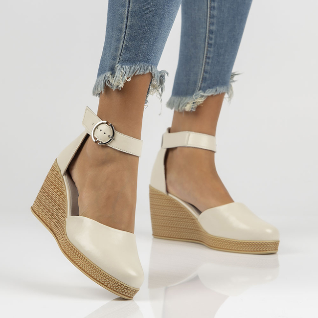 Leather sandals Filippo DP3519/22 BE beige