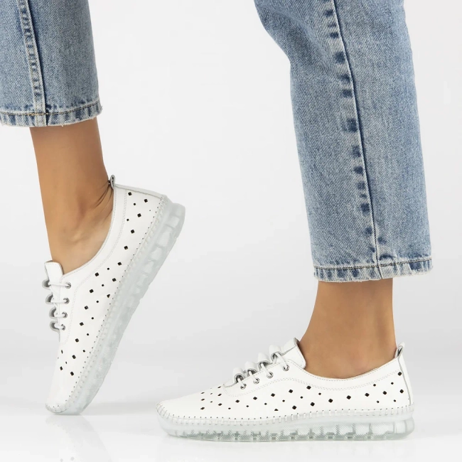 Leather shoes Artiker 54C0334 white