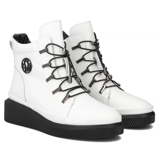 Skórzane botki na platformie Filippo DBT7416/25 WH  białe