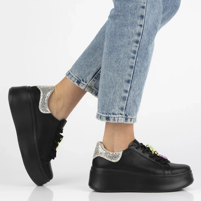 Leather sneakers Filippo DP6793/25 BK black