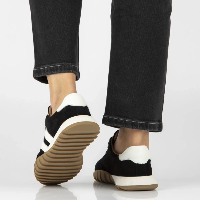 Skórzane sneakersy Filippo DP7534/26 BK czarne