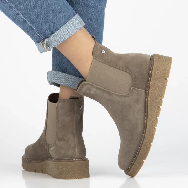 Leather ankle boots Filippo DBT7261/25 TP taupe