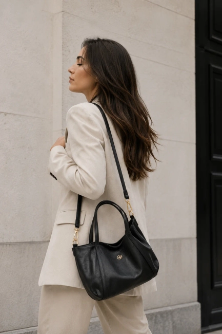 Black handbag Diuna