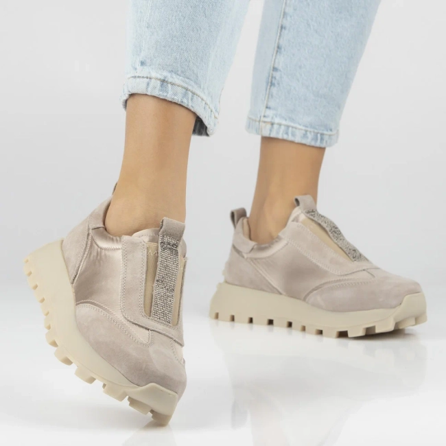 Skórzane sneakersy na platformie Filippo DP7558/26 BE beżowe