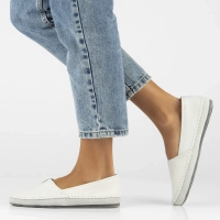 Skórzane półbuty Filippo DP031/25 WH białe