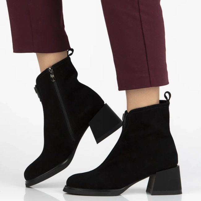 Leather ankle boots Filippo DBT7225/25 BK black