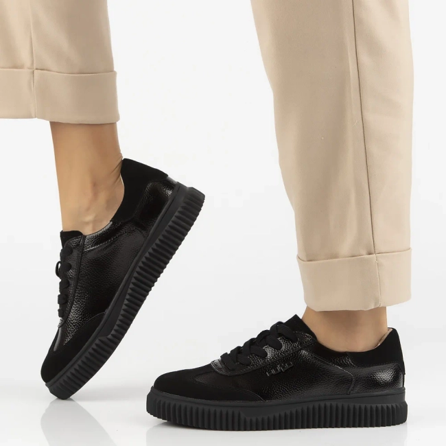 Skórzane sneakersy Filippo DP7123/25 BK czarne