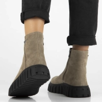 Leather ankle boots Filippo DBT6301/25 TP taupe