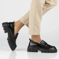 Skórzane półbuty na platformie Filippo DP6440/24 BK czarne