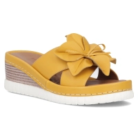 Leather flip-flops Artiker 52C0504 yellow