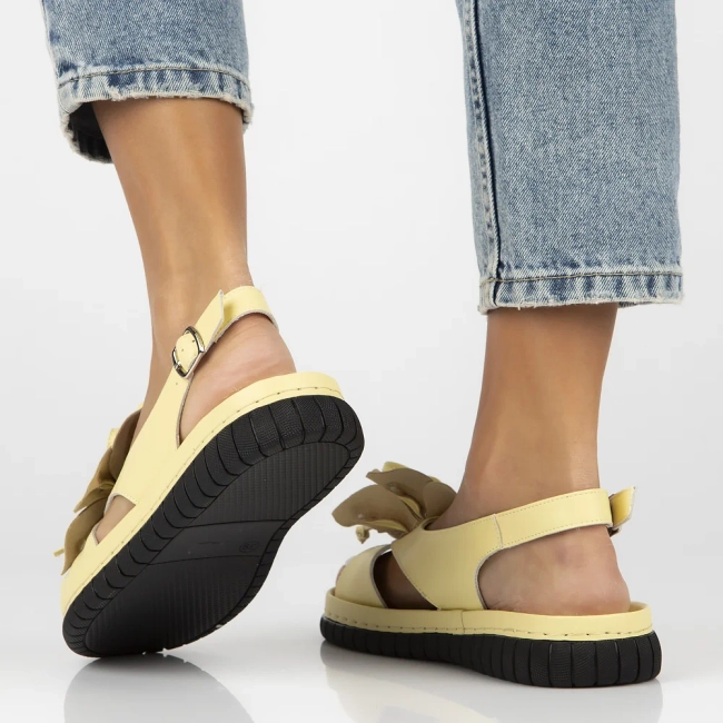 Leather sandals Filippo DS6965/25 YL yellow