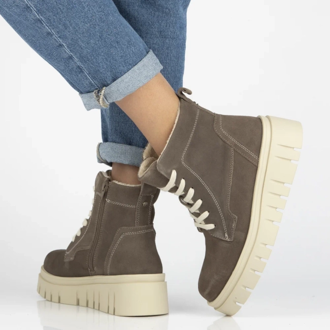 Leather ankle boots Filippo DBT7267/25 TP taupe