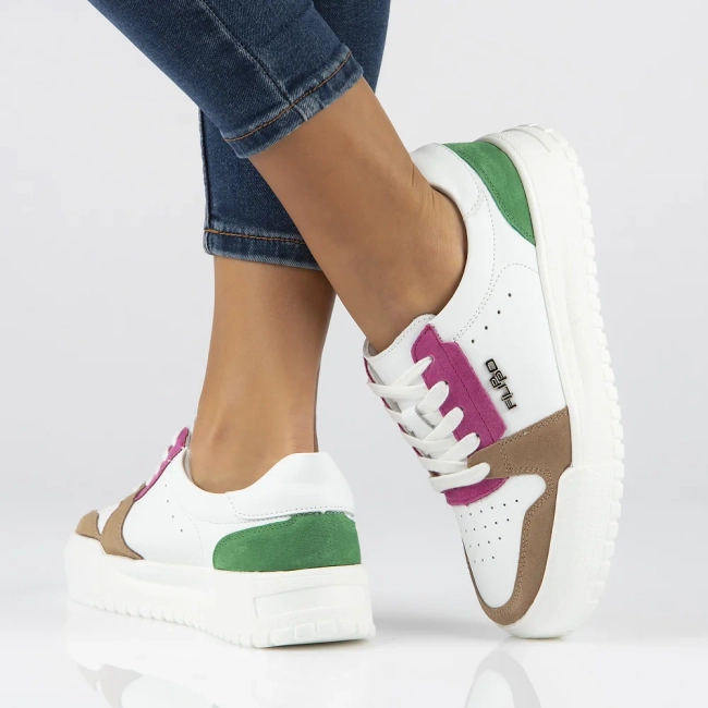 Skórzane półbuty na platformie Filippo DP6111/24 WH FH białe