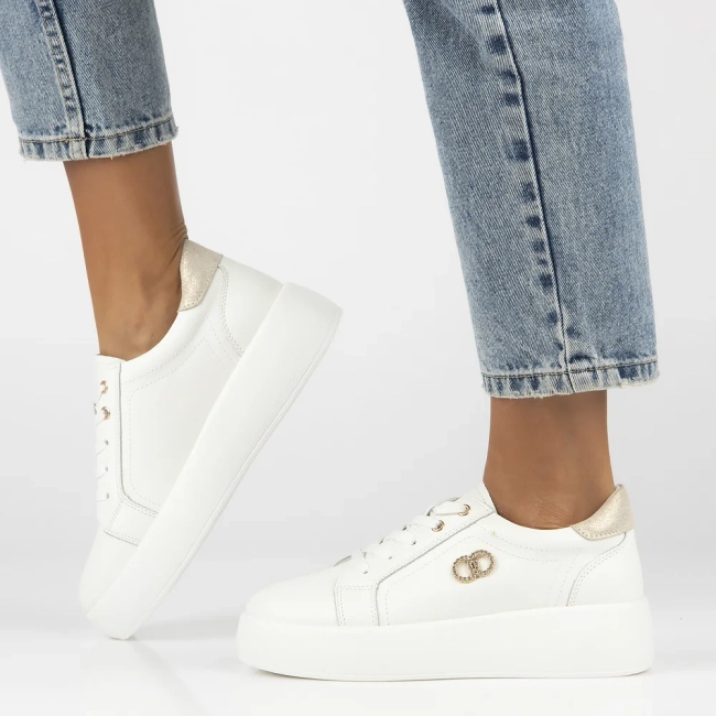 Leather sneakers Filippo DP6721/25 WH white