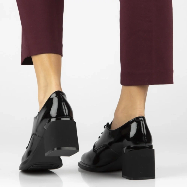 Leather shoes Filippo DP7397/25 BK L black