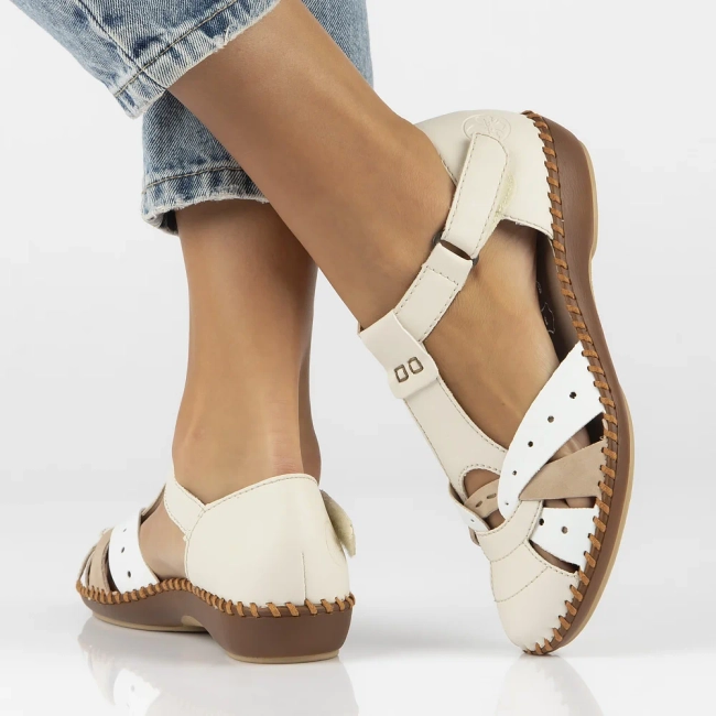 Sandals Rieker M1655-61 beige