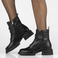 Leather ankle boots Filippo DBT6331/24 BK black