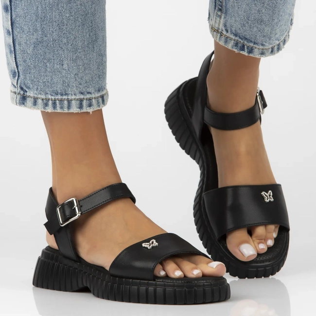 Skórzane sandały Filippo DS6811/25 BK czarne