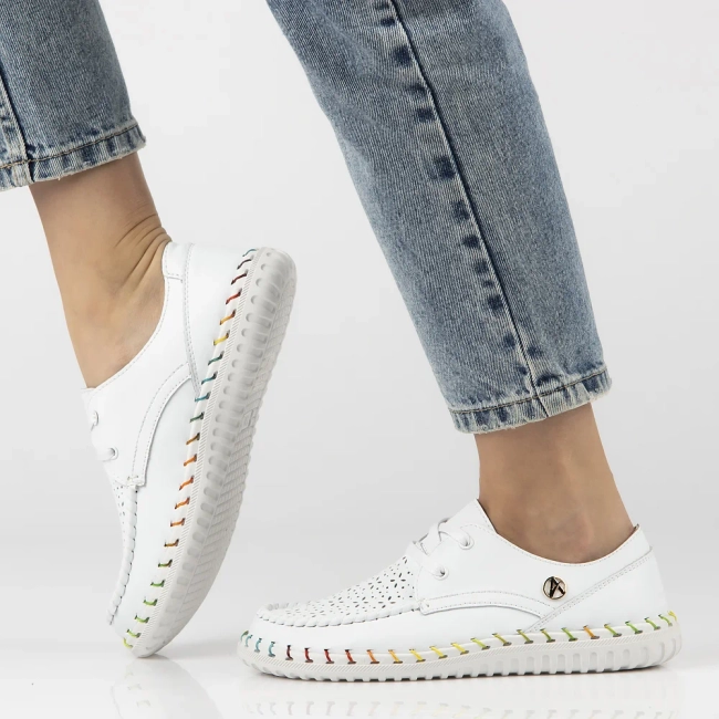 Skórzane półbuty Artiker 54C1517 białe