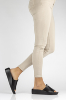 Skórzane klapki Filippo DK2059/22 BK czarne