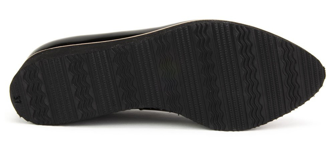 Półbuty Eksbut 27-4631-121-1G Czarny Lakier