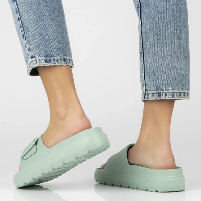 Slippers News 25SD97-8800 green