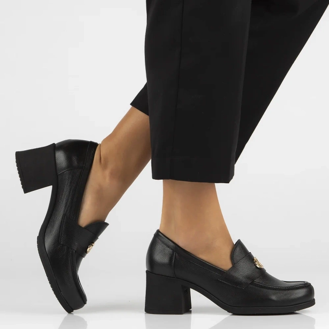 Leather shoes Filippo 20171 black