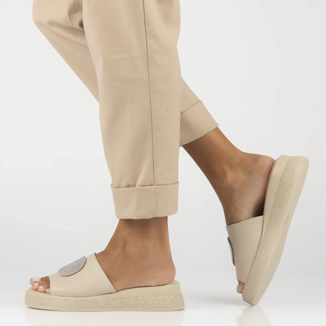 Leather flip-flops Filippo DK6987/25 BE beige