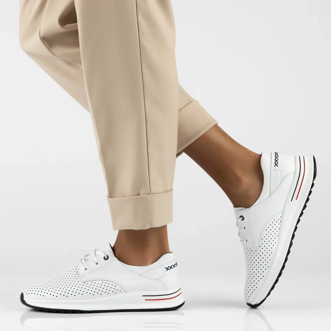 Leather shoes Filippo DP6022/25 WH white