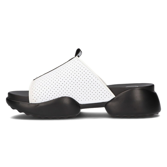 Skórzane klapki Filippo DK2168/21 WH białe