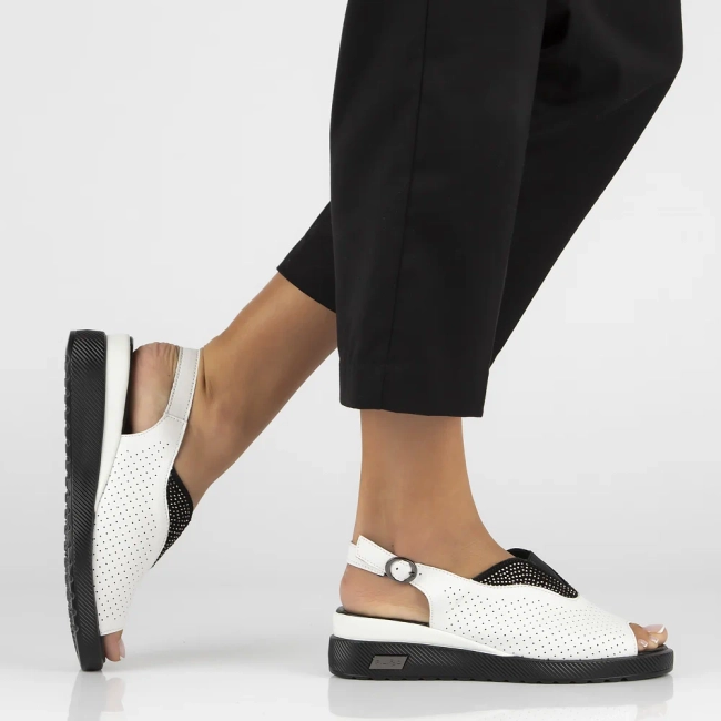 Leather sandals Filippo DS6145/24 WH white