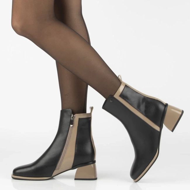 Leather ankle boots Filippo DBT7350/25 BK BE black