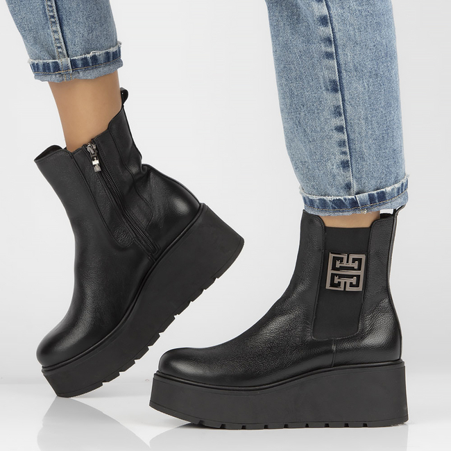 Suede ankle boots Filippo 60390 black