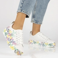 Skórzane półbuty na platformie Filippo DP3533/24 WH MLT białe