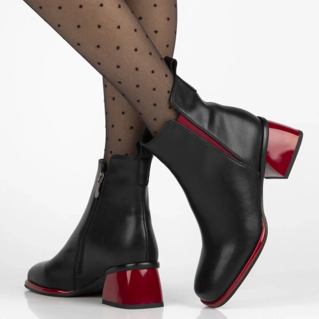 Leather ankle boots Filippo DBT7374/25 BK RD black