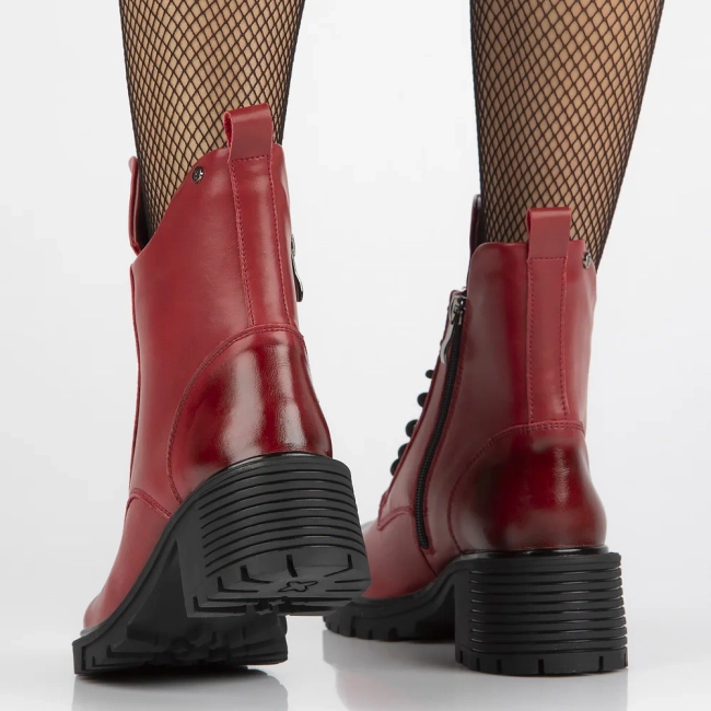 Leather ankle boots Filippo DBT6501/25 RD red