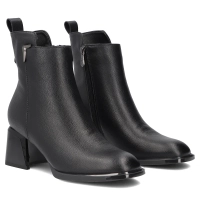 Leather heeled ankle boots Filippo DBT8039/26 BK black