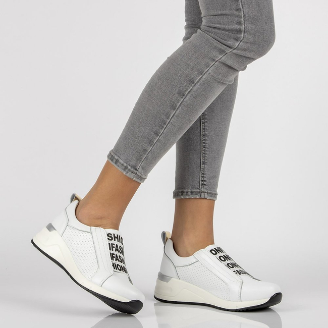 Skórzane Sneakersy Filippo DP2053/21 WH białe