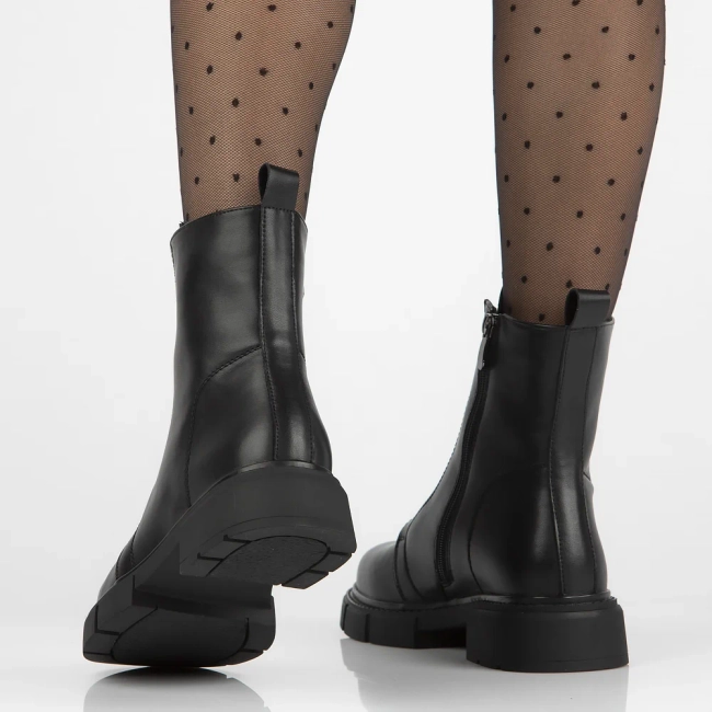 Leather ankle boots Filippo DBT6524/25 BK black