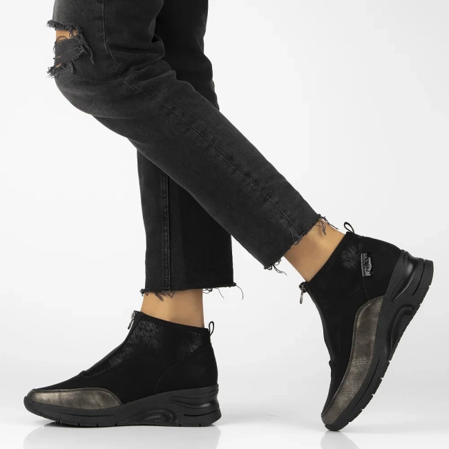 Botki na koturnie Rieker N9362-0 czarne