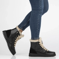 Leather ankle boots Filippo DBT6363/24 BK BE black