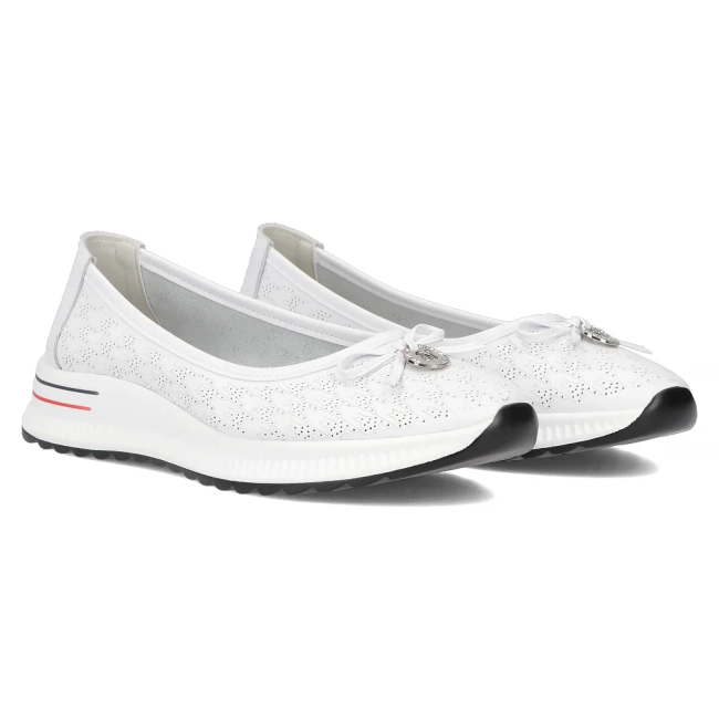 Leather shoes Filippo DP6718/25 WH white