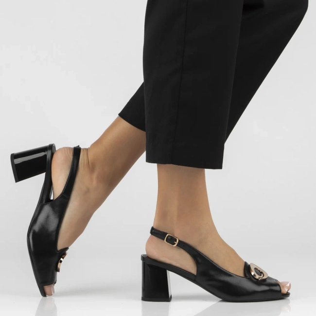 Leather sandals Filippo DS7820/26 BK black